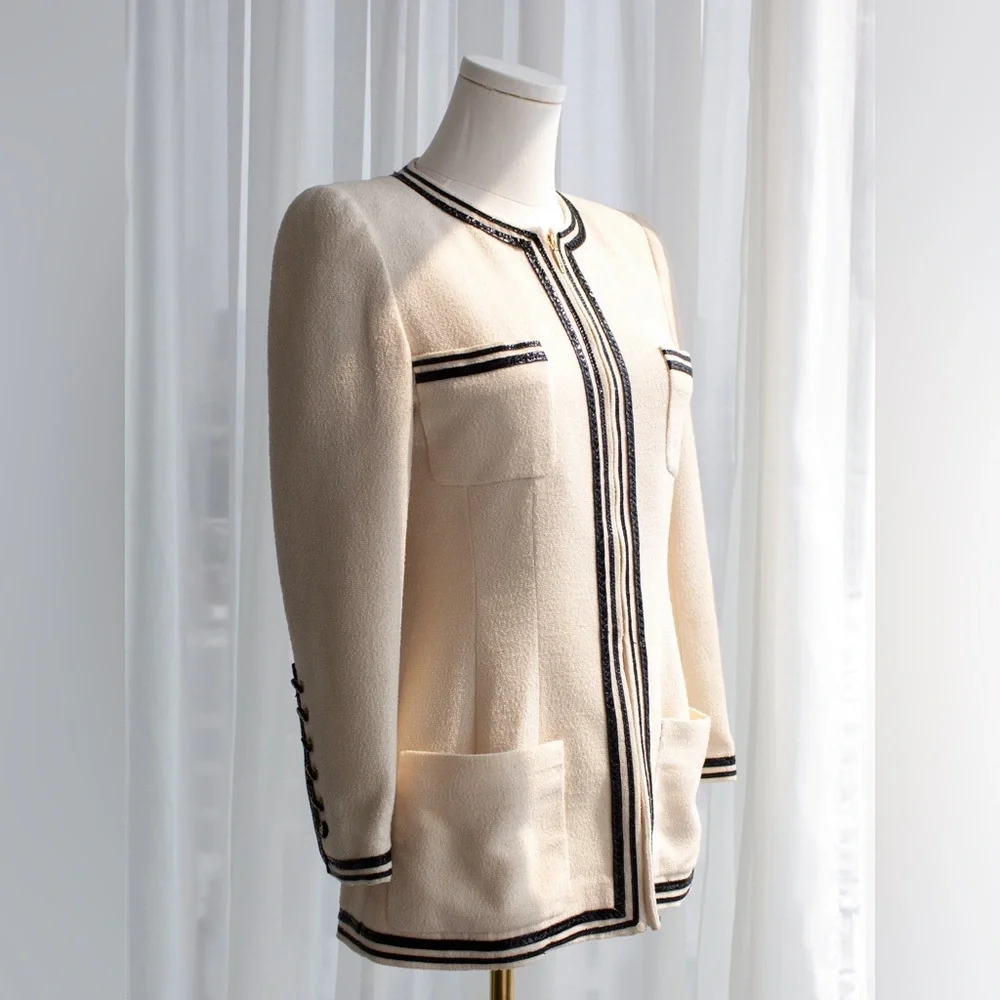 Chanel Vintage S/S 1995 Ivory Ecru Black Gold Zip Tweed 95P Jacket - Picture 9 of 15